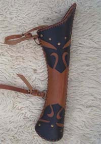 TRADITIONAL QUIVERS