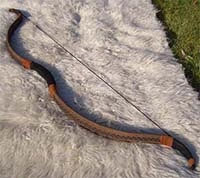 sythian traditional recurve bow